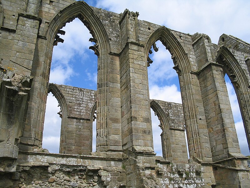 800px-Bolton_Abbey_7.jpg