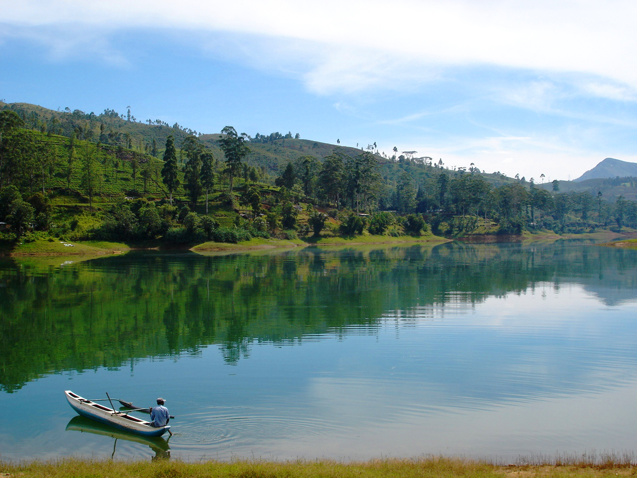 sri-lanka-castlereagh-lake-sl.jpg