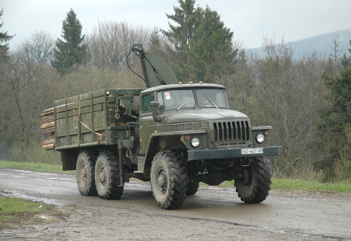 Ural-4320_1_Zakarpattya.jpg