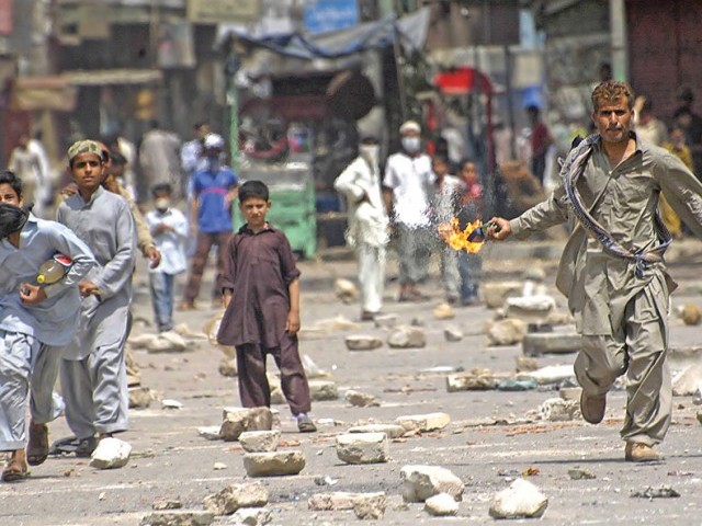 358893-lyari-1333395448-499-640x480.jpg