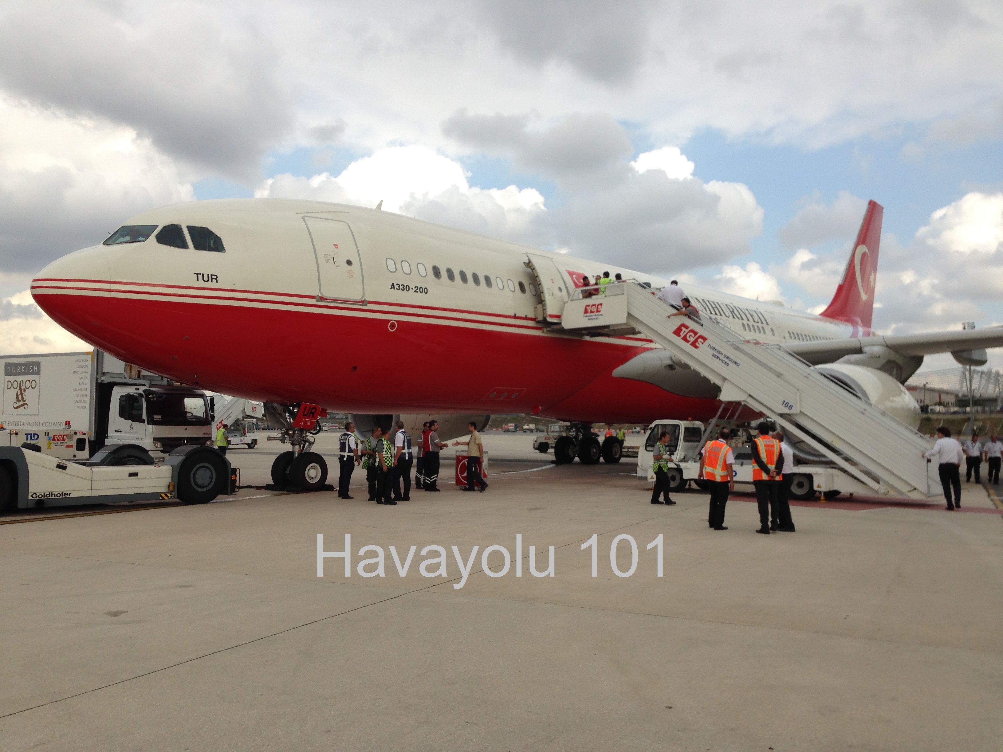 Turkish-Republic_Airbus-A330_TC-TUR_001.jpg