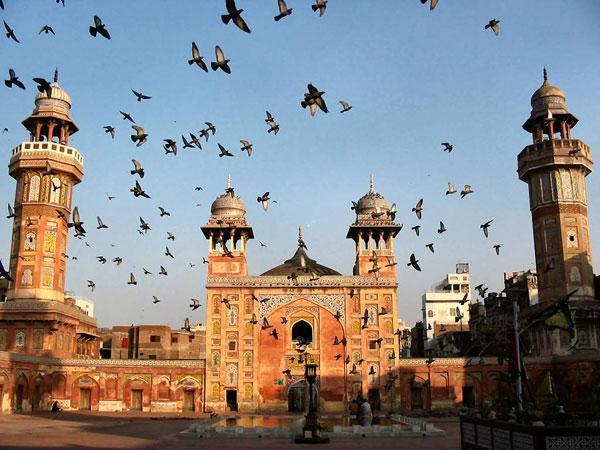 lahore_Wazir_Khan_Masjid.jpg