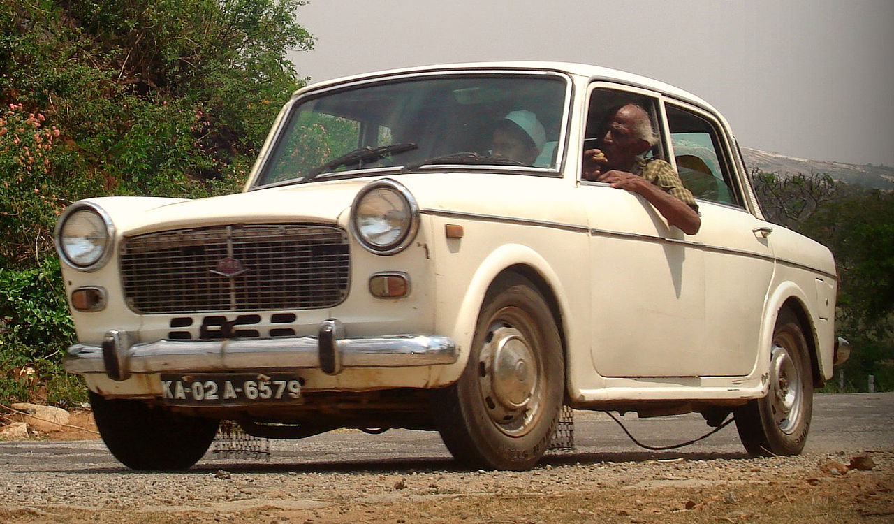 1280px-Premier_Padmini.jpg