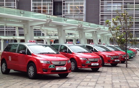 HK_first_pure_electric_taxi_fleet.jpg