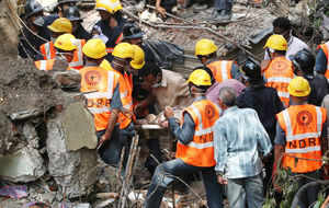 Mumbai-Building-Collapse.jpg