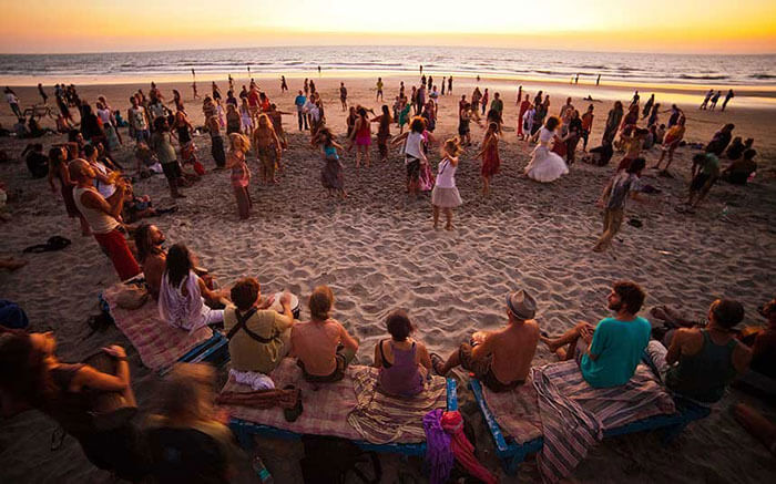 Beach-Party-in-Goa.jpg