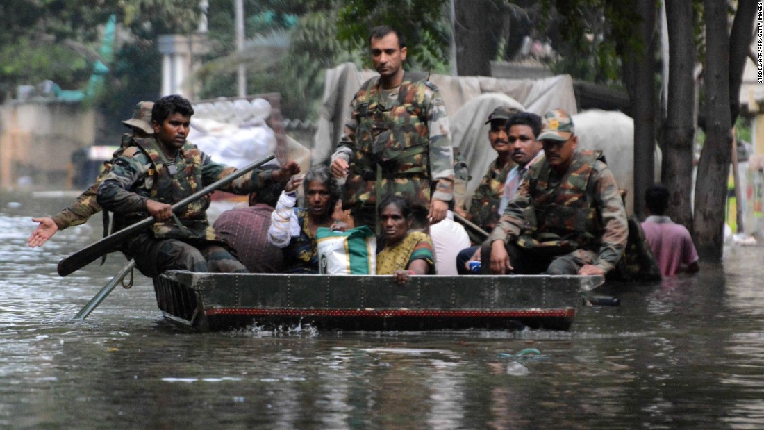 151204095017-india-chennai-flood-5-super-169.jpg