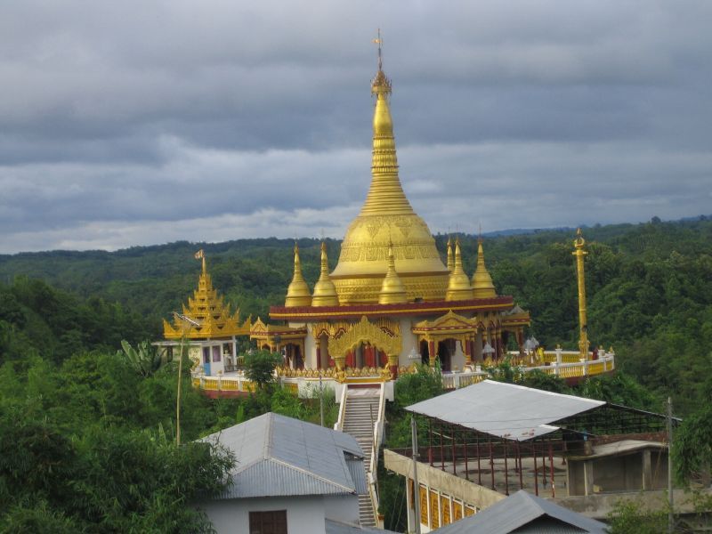 golden_temple_bandarban7.jpg