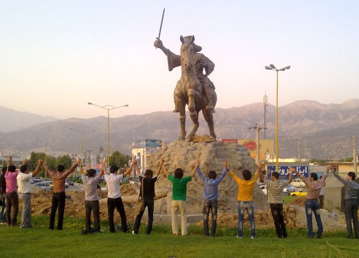 Ariobarzan-and-the-Iranian-Youth.jpg