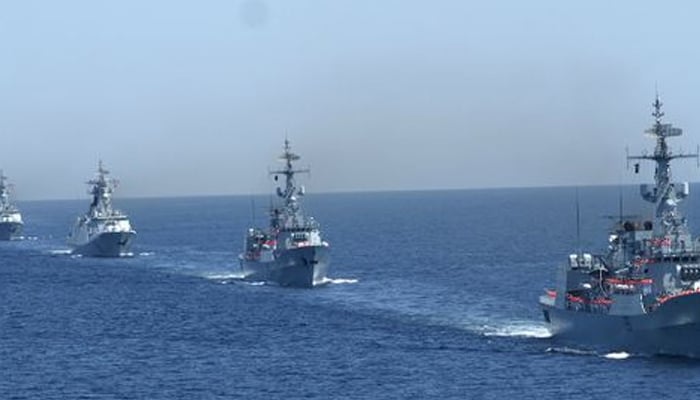 787330_6784203_45-international-navies-converging_akhbar.jpg