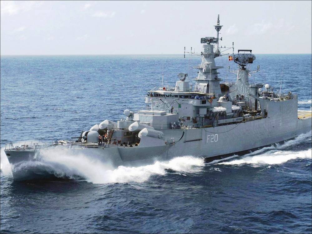 INS_Godavari.jpg