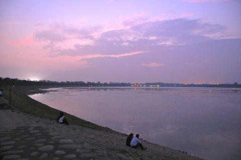 Sukhna-Lake.jpg