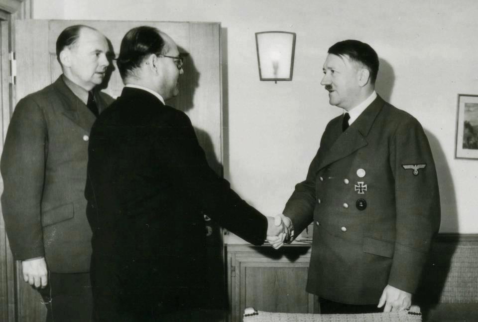 rare-pic-of-netaji-subhash-chandra-bose-with-adolf-hitler.jpg