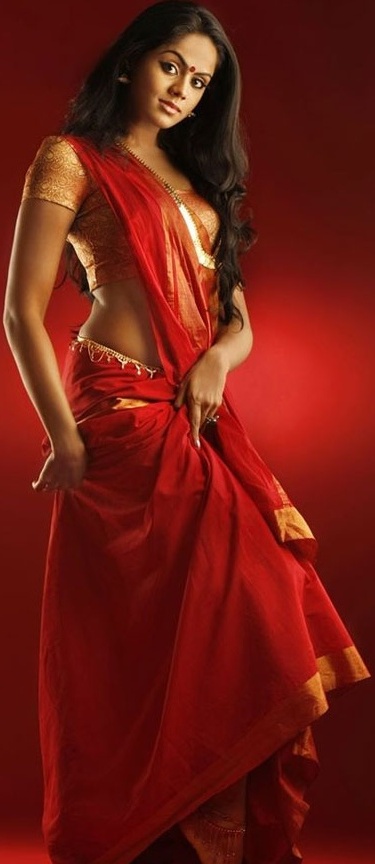 Karthika_Red_Hot_Saree_3.jpg