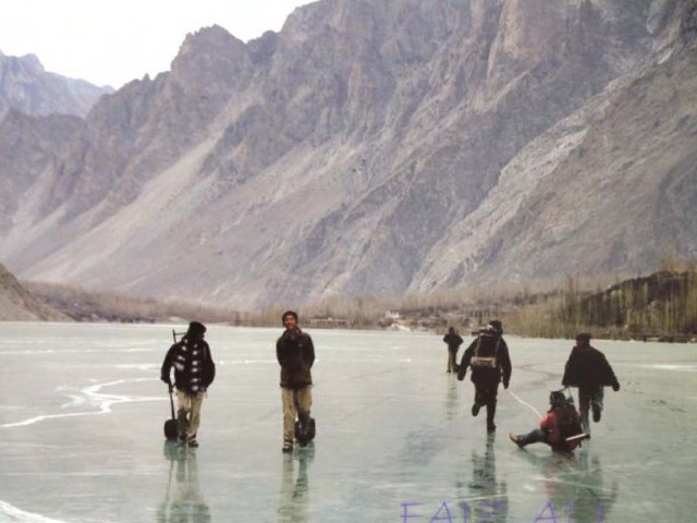 Attabad-Lake-PHOTO-SHABBIR-MIR-640x480.jpg