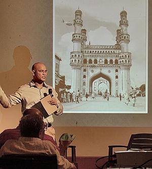 26HYCHARMINAR