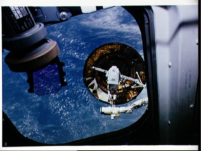 STS-49-Thuot.jpg