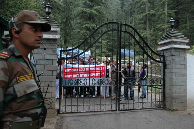 Protest-outside-Annandale-ground.jpg