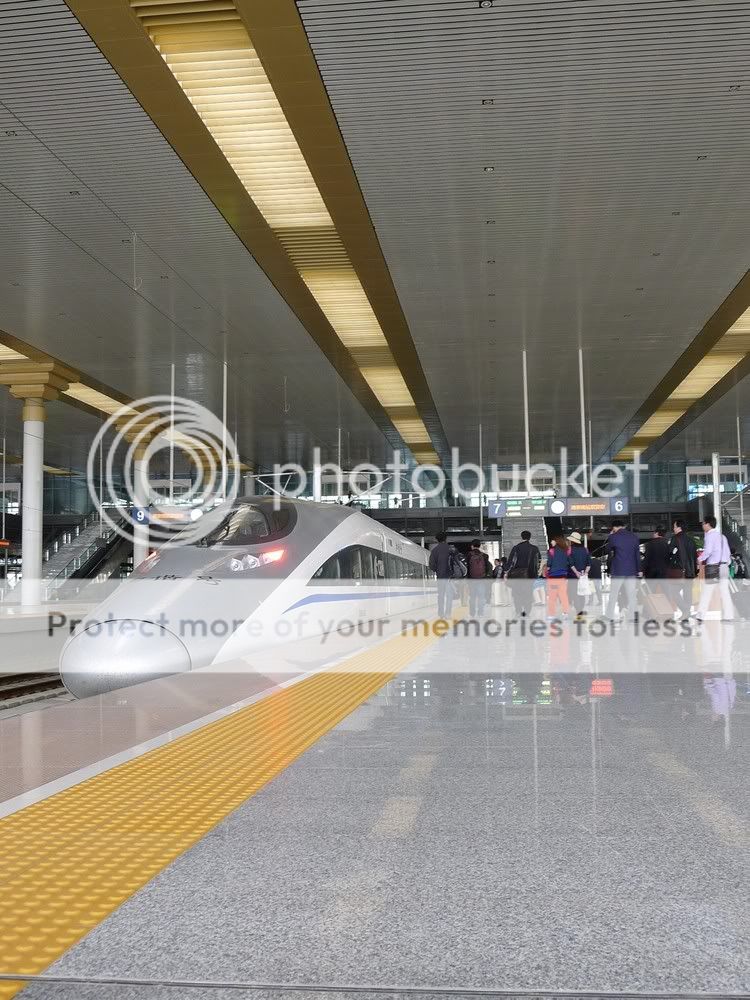 NanjingSouthRailwayStationChina38.jpg