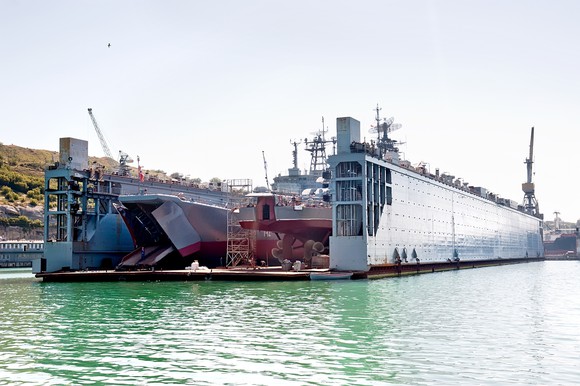 military-drydock_large.jpg