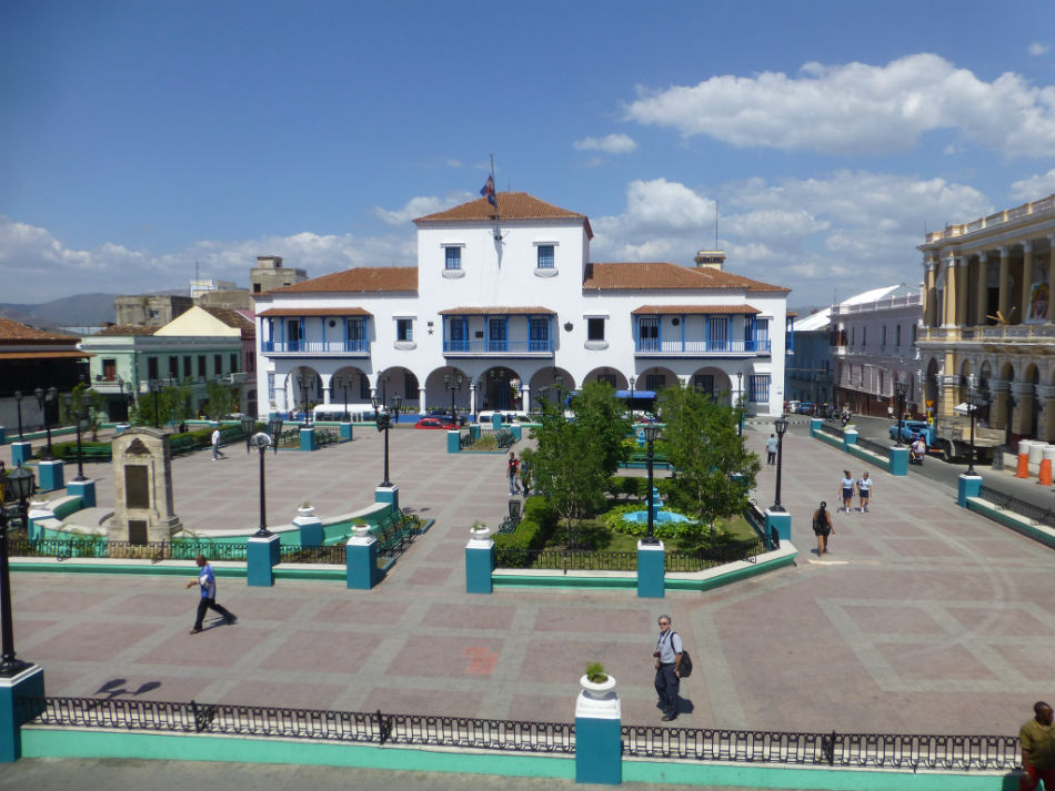 parque-cespedes-santiago-de-cuba.jpg