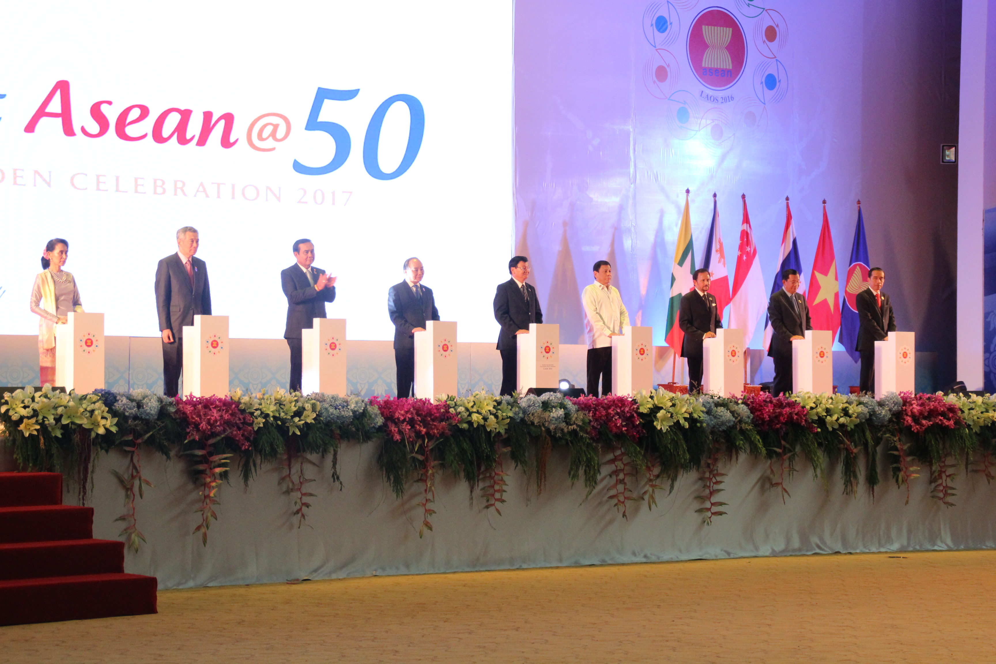 Visit-ASEAN.jpg