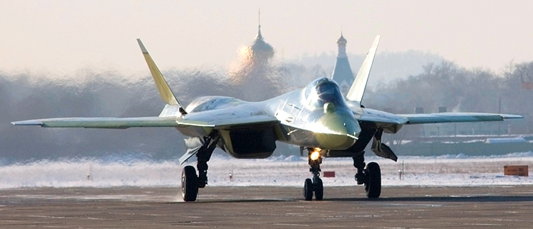 1367885728_1781_ft0_sukhoi_pak-fa_landing.jpg