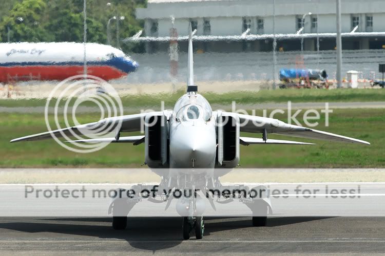 110210Bandaranaike24MiG23Taxiing.jpg