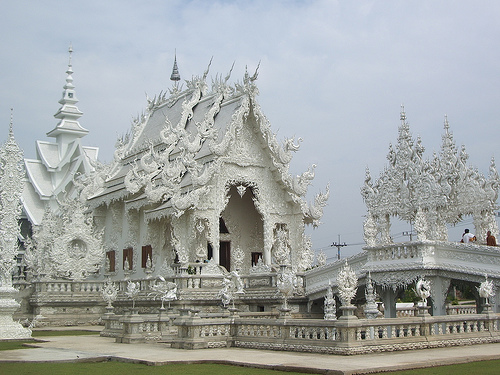 wat-rong-khun-1.jpg