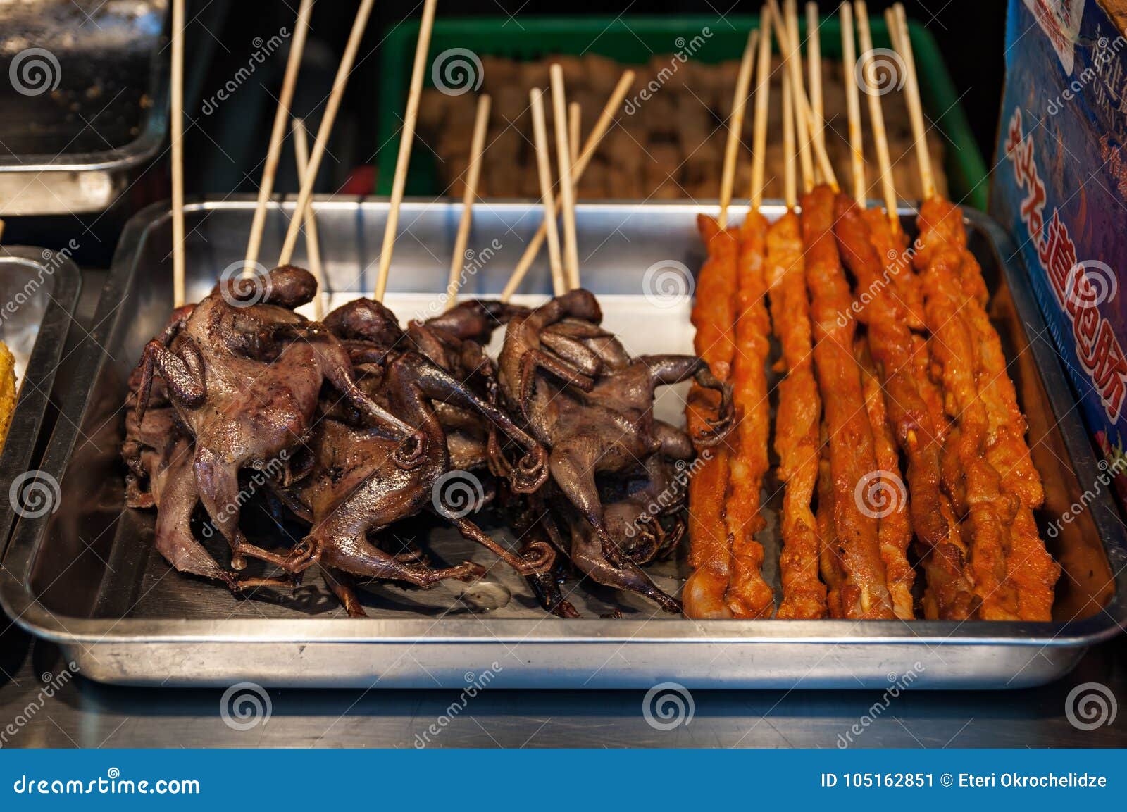 chinese-street-food-fried-chicken-stick-105162851.jpg