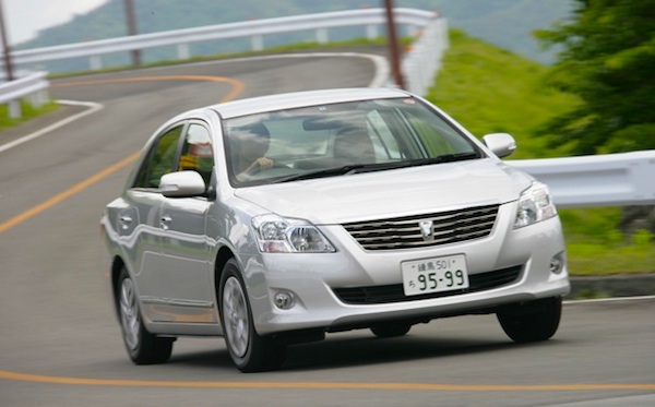 Toyota-Allion-Bangladesh-2012.jpg