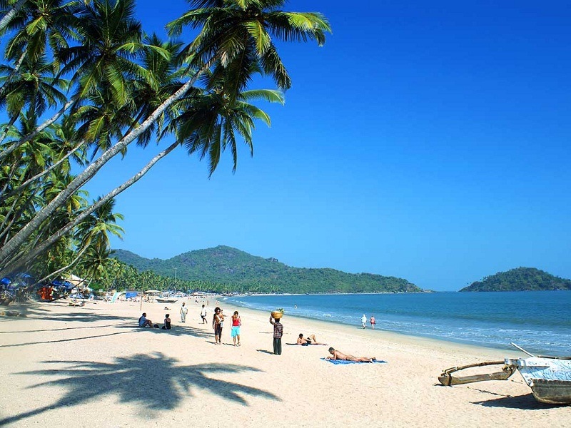 Palolem_Beach_Main.jpg