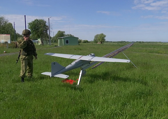 Orlan-10_on_the_launch_catapult.jpg