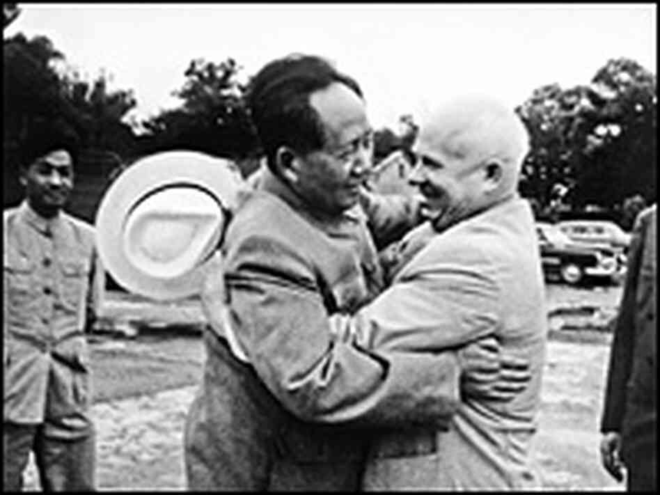 mao_khrushchev_200-ad380ab6497a082834da2c702a8dbdee820aeeb8-s6-c30.jpg