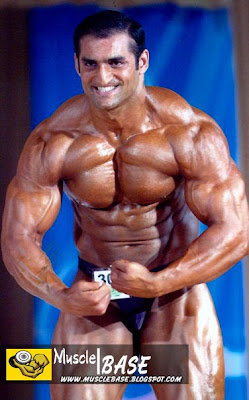 Ashfaq+Butt+013+-+www.Musclebase.Blogspot.com.JPG