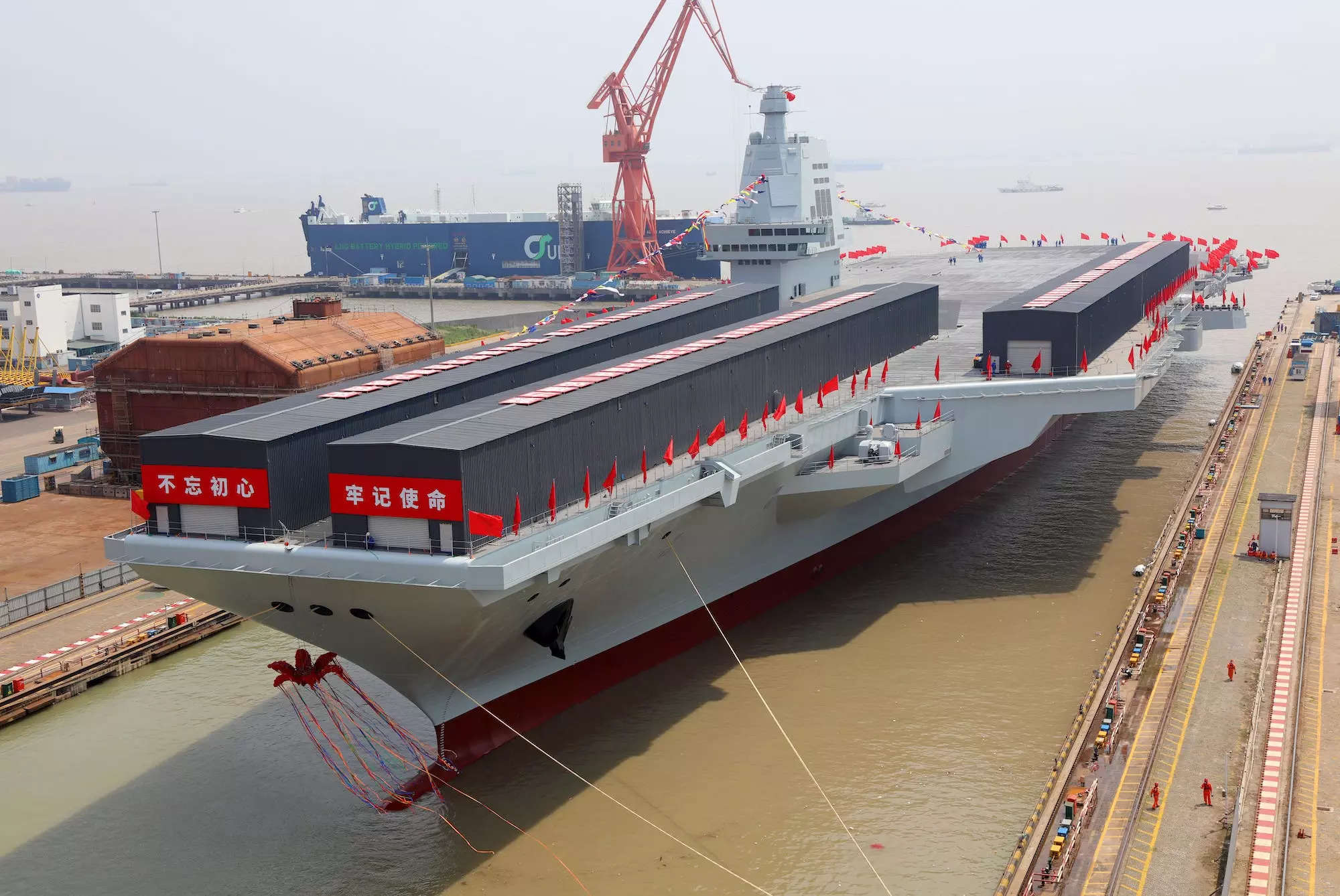 Asia's 2 biggest militaries are both getting new aircraft carriers. Here's how China's and India's latest flattops stack up.