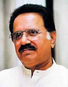 Makhdoom-Amin-Fahim.jpg