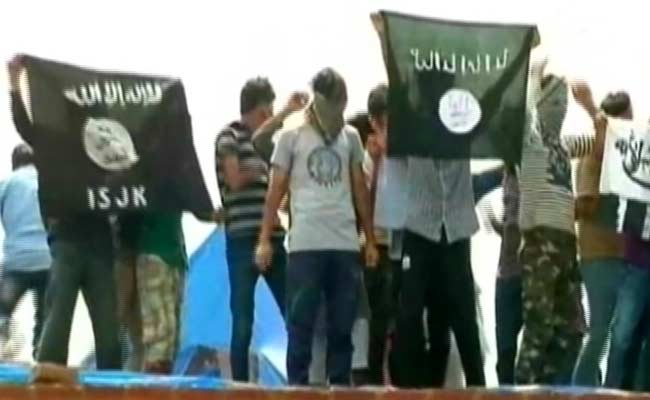 isis-flags-in-srinagar_650x400_71447786748.jpg