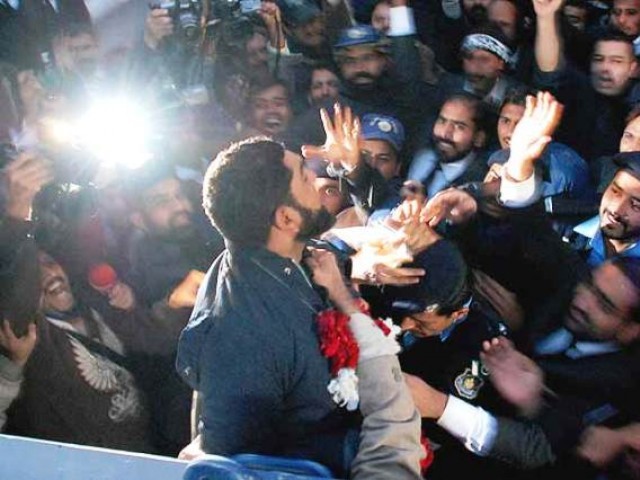 mumtaz_qadri_20110117-640x480.jpg