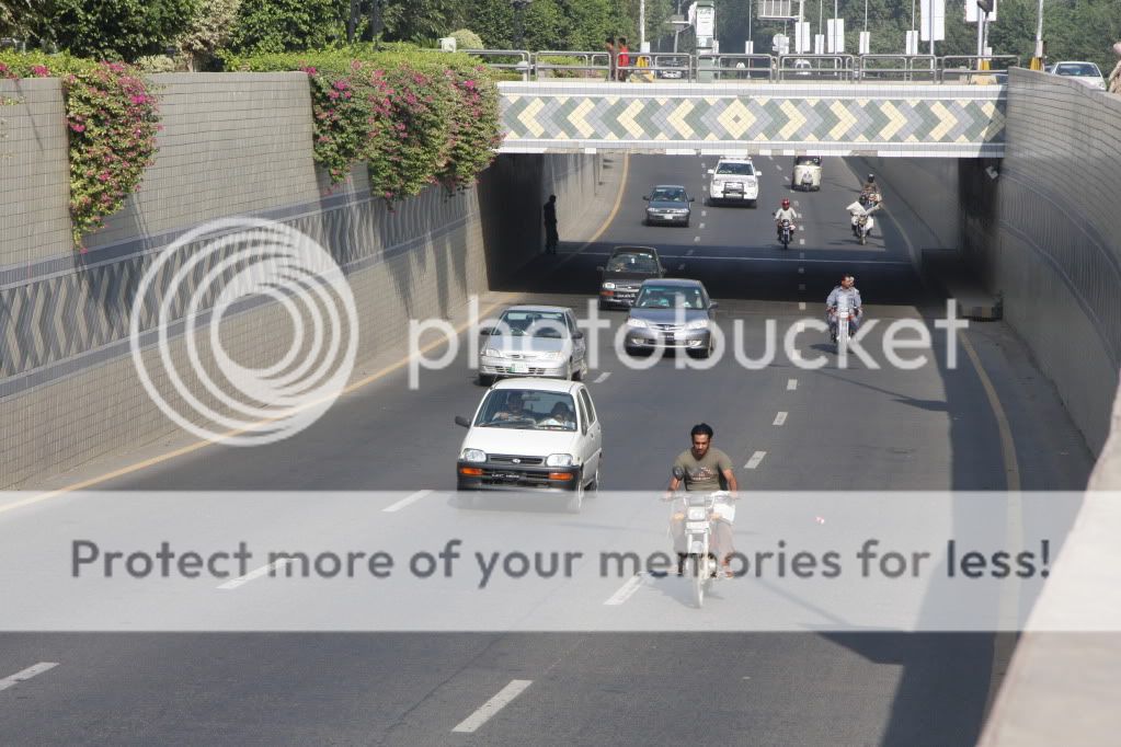 Jinnahhospitalunderpass.jpg