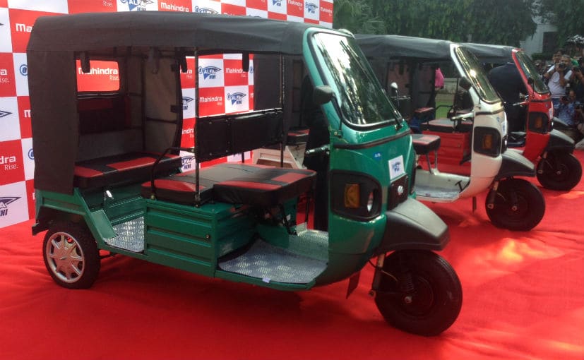 mahindra-e-alfa-mini-e-rickshaw_827x510_41504880899.jpg