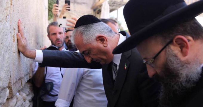 Reza-Pahlavi-visits-Israel-680x360.jpeg