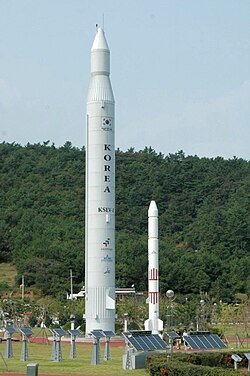 250px-KSLV-1_Naro_Replica.jpg