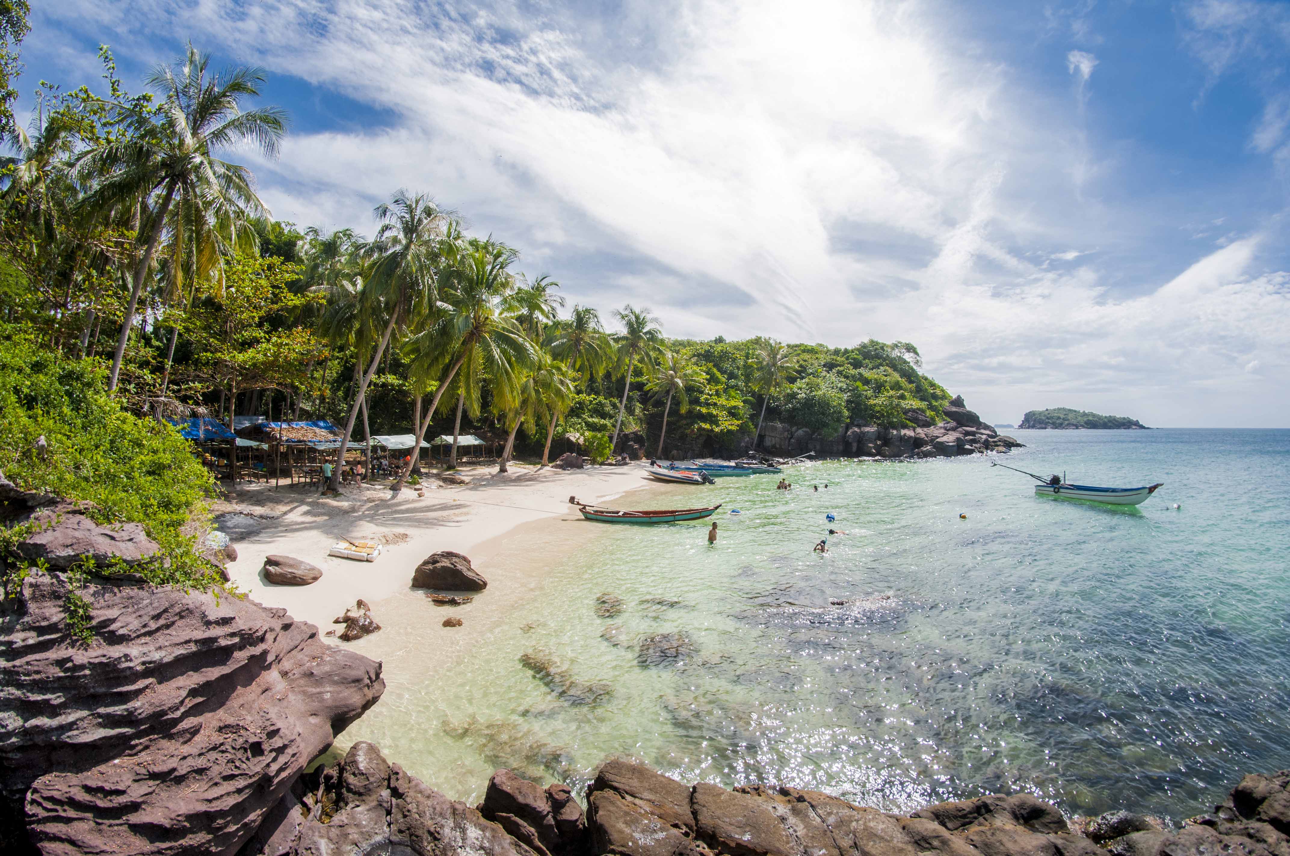 vietnam-phu-quoc-beach.jpg