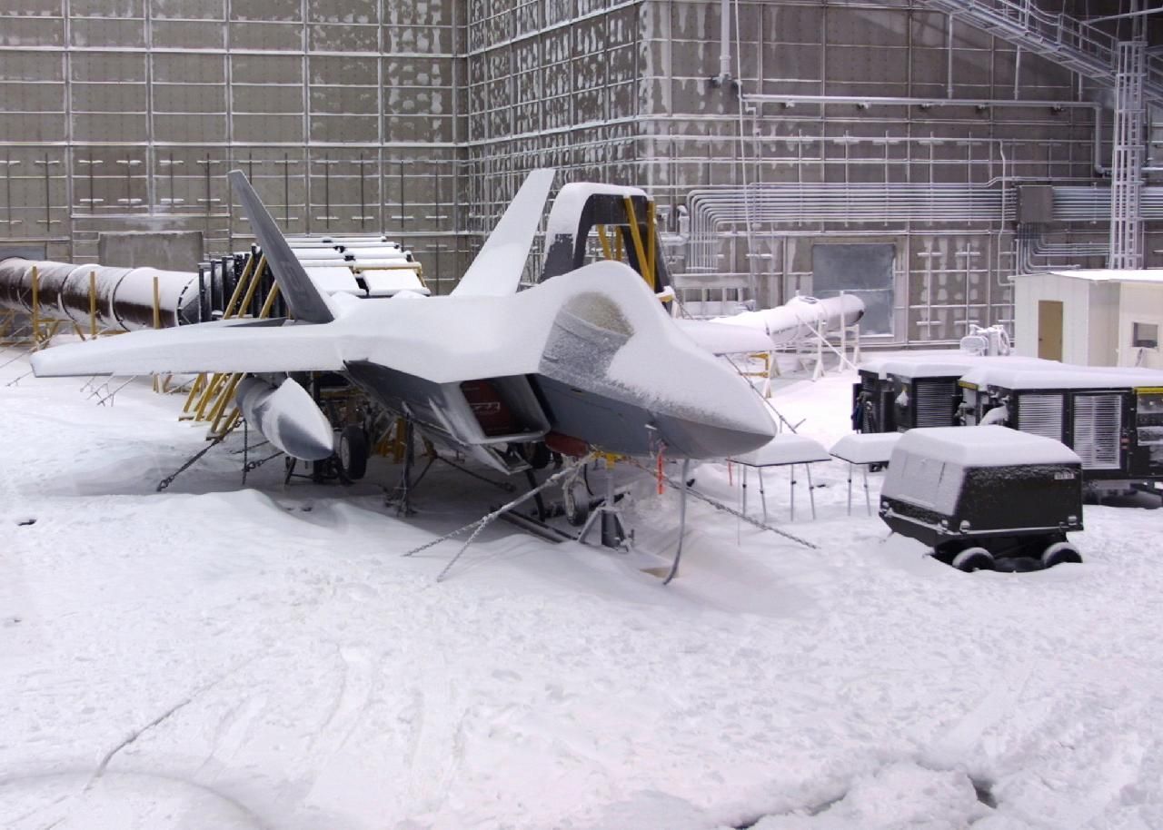 f-22_winter_env_test_1280-914_zps8e61b4e7.jpg