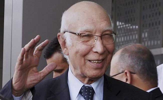 sartaj-aziz_650x400_61463160653.jpg