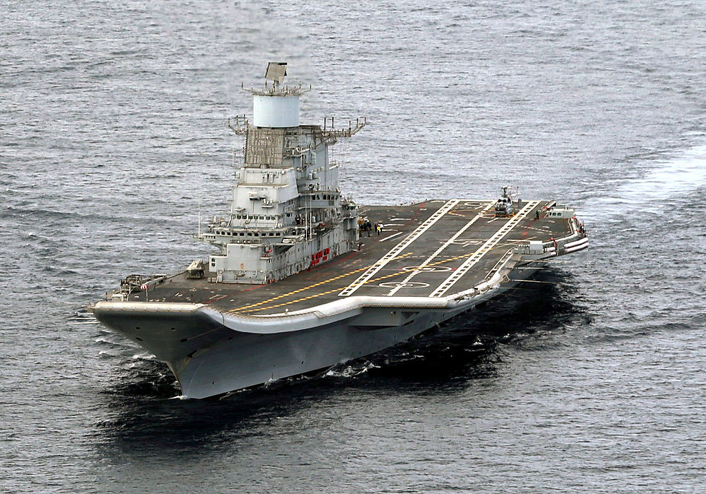 1024px-INS_Vikramaditya_%28R33%29_close_shot.jpg