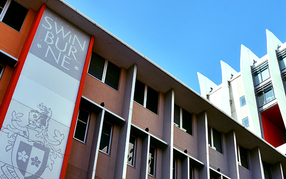 Swinburne-building-with-crest.jpg