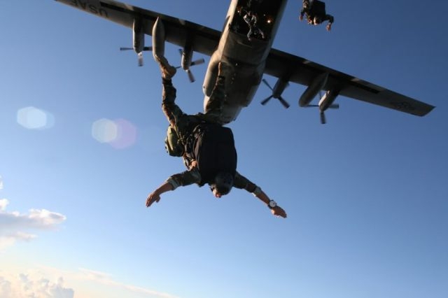 us_navy_seals_640_70.jpg