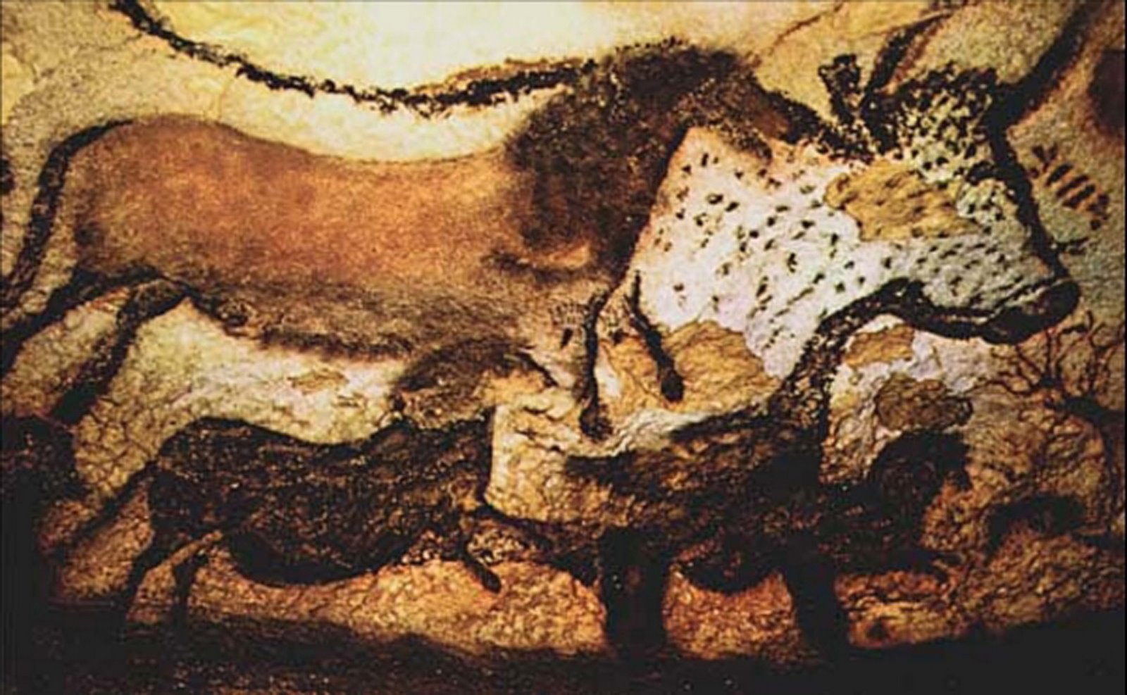 lascaux-cave-paintings-1.jpg